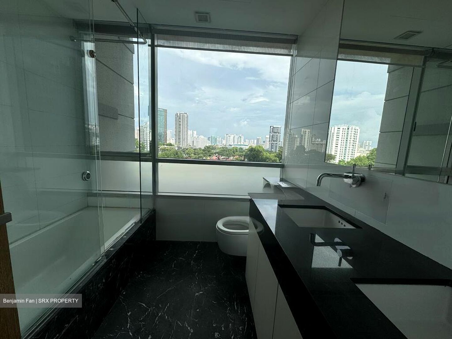 M21 (D11), Apartment #624098101